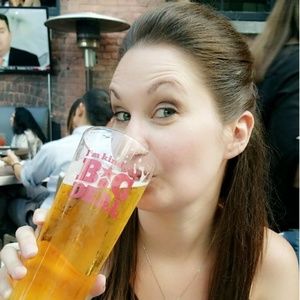 Meet your Posher, Liz